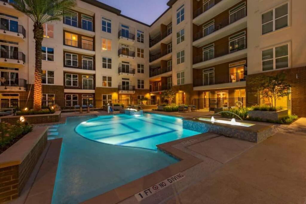 Luxury Apartment Close To Everything W Free Parking 5 Houston Bagian luar foto